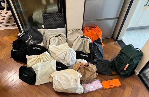 阿拉善回收奢侈品衣服.jpg